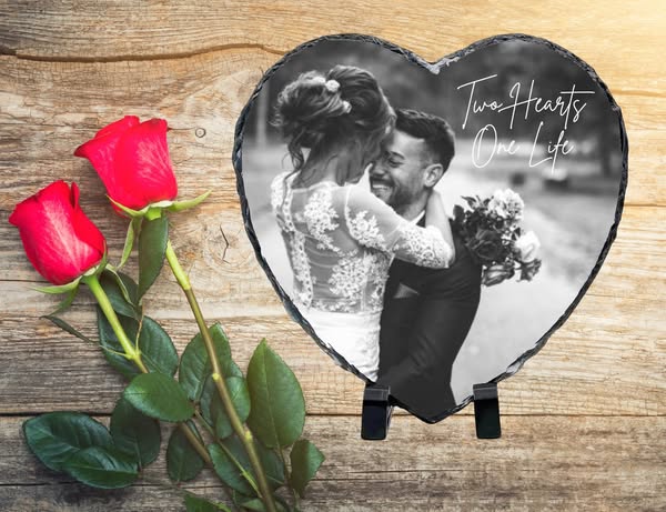 7 x 7 Heart photo slate